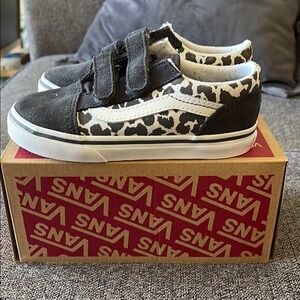Toddler girls Old Skool Snow Leopard Vans 9.5
